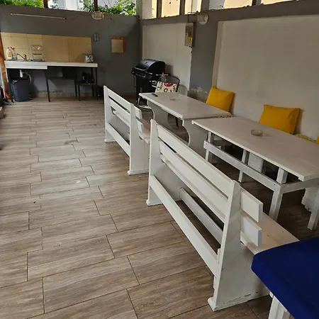 佩特罗维旅馆 3* 拉夫达