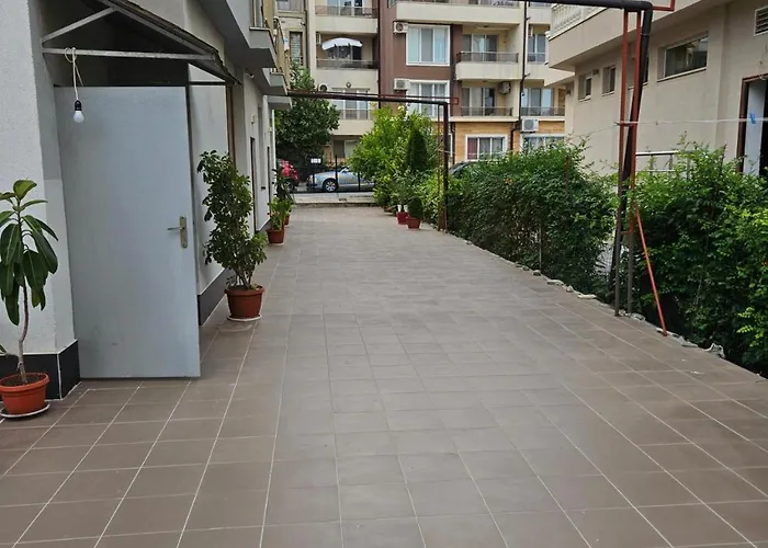 Guest house Petrovi Ravda